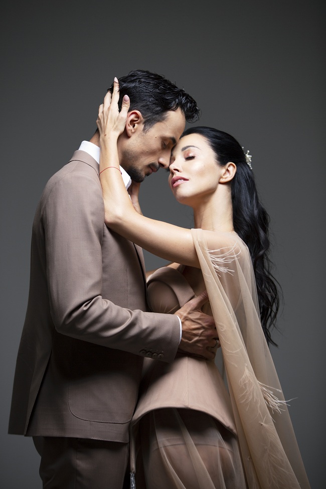 Андре Тан поделился уникальной историей создания свадебного платья для Екатерины Кухар