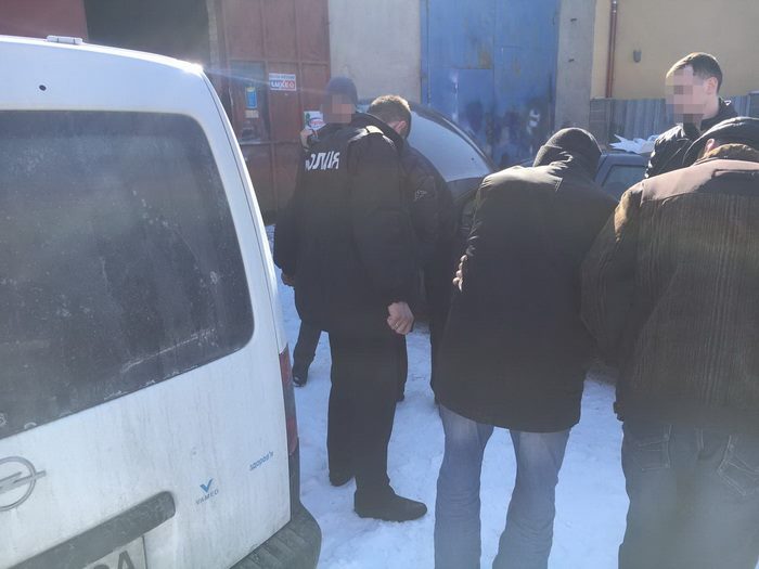 У Львівській області затримали на хабарі поліцейського