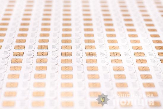 Аферисты с помощью телефона чистят счета и &quot;вешают&quot; долги: что нужно знать