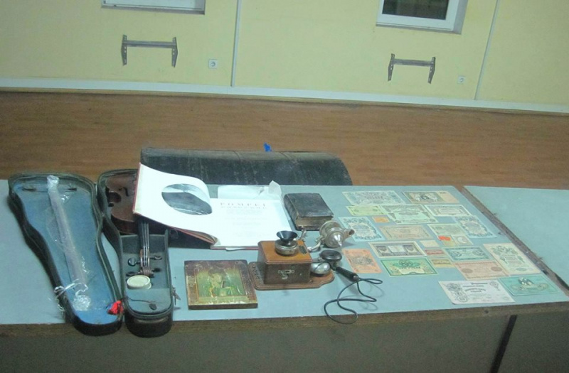 У Сумській області затримали іноземця, який намагався вивезти до РФ скрипку Stradivarius