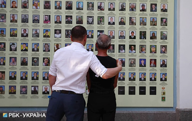 У Києві проходить акція пам'яті жертв катастрофи літака ІЛ-76, збитого бойовиками