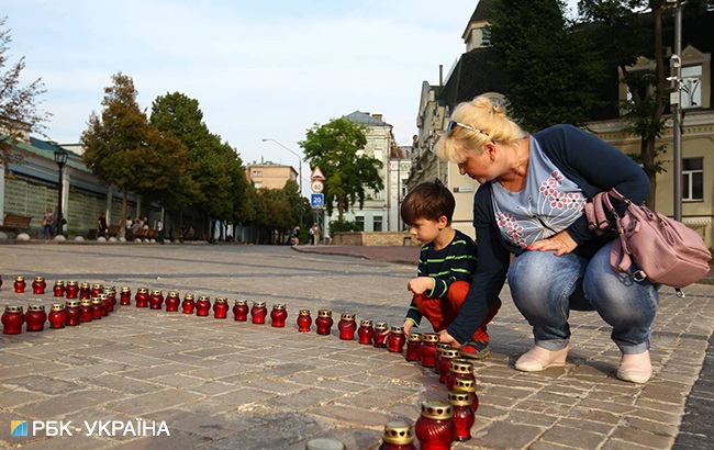 У Києві проходить акція пам'яті жертв катастрофи літака ІЛ-76, збитого бойовиками