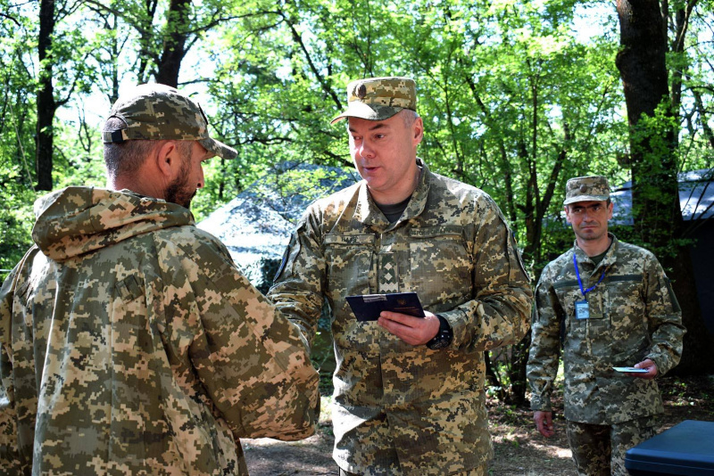 За освобождение Золотого-4 вручены награды 18 военным, - ООС