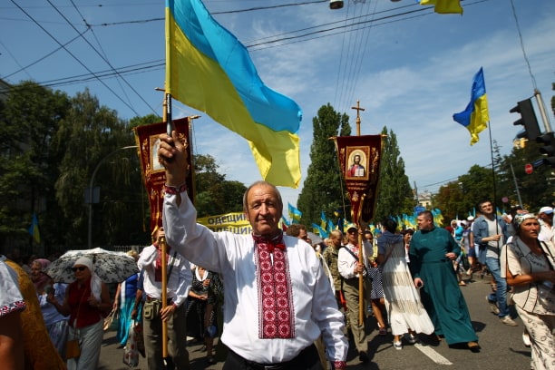 У Києві проходить Хресна хода на підтримку єдиної церкви