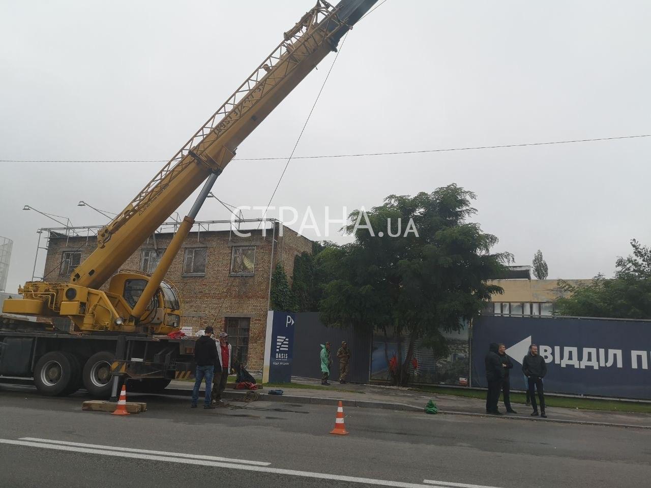 Верещук другий день "літає" над Києвом і тепер провокує пробки (фото)