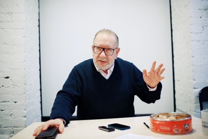 Помер геніальний український фотограф, який робив портрети Марії Примаченко