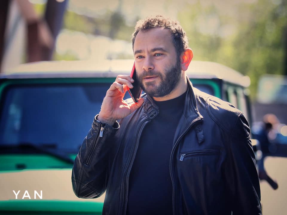 Глава Минздрава грубо нарушает карантин: появилось фото