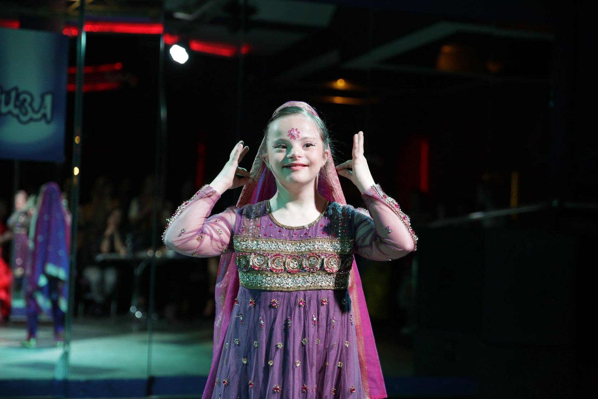 Солнечная украинка победила в международном детском конкурсе красоты (видео)