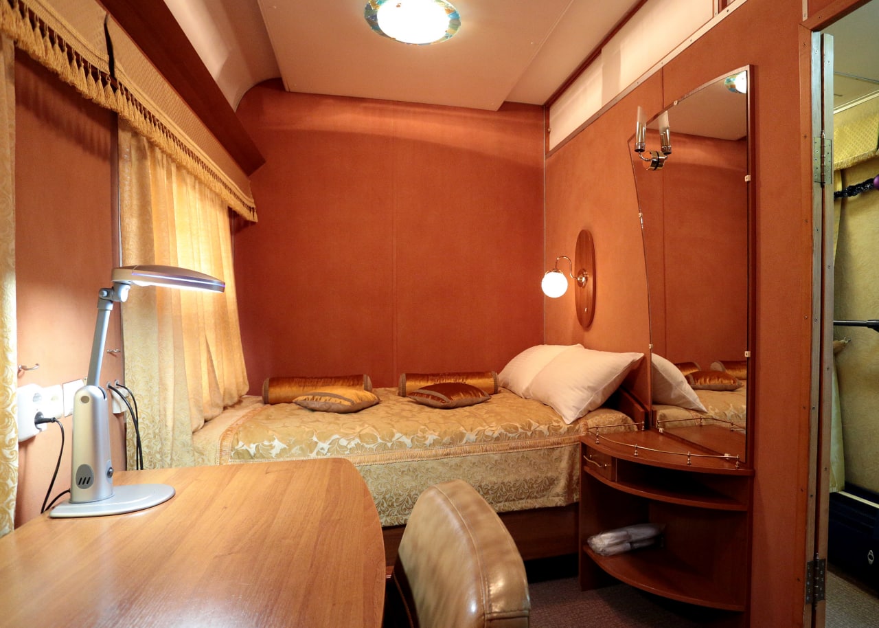 Кухня, спальня і душ: фото найрозкішніших вагонів Укрзалізниці