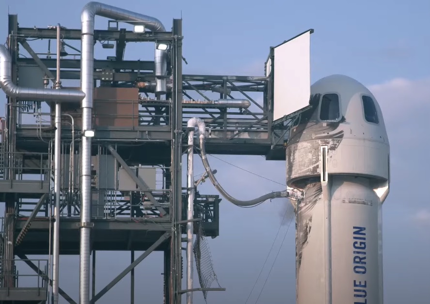 Миллиардер Безос слетал в космос: захватывающее путешествие самого богатого человека в мире