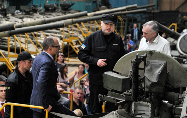 В держзамовленні на 2018 рік для ЗСУ обов'язково мають бути танки &quot;Оплот&quot;, - Турчинов