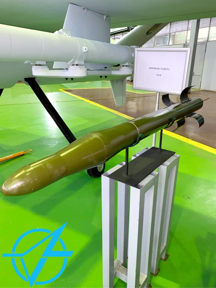 Українські фахівці показали новий ударний дрон-розвідник: що може &quot;Сокіл-300&quot;