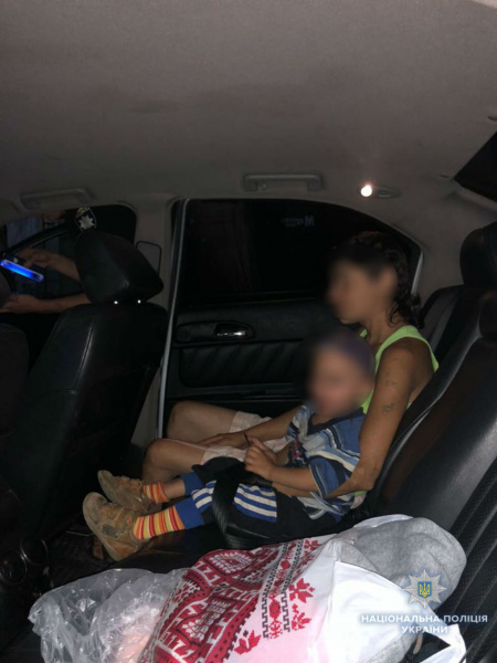 В Мукачево поліція затримала жінку, яка намагалась продати власну дитину