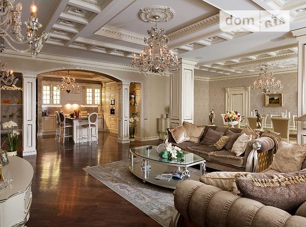 Як виглядає будинок в центрі Києва, де живе Зеленський: скільки коштує сусідство з президентом