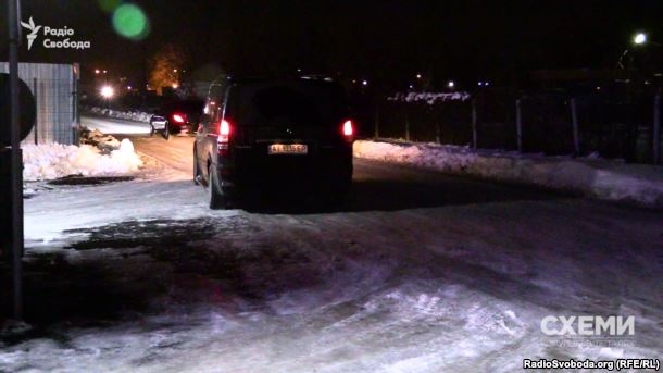 Медведчук, незважаючи на заборону, літає з України в Росію, - &quot;Схеми&quot;