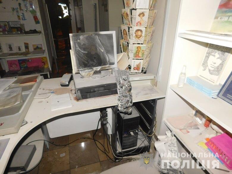 У Києві підпалили книжковий магазин