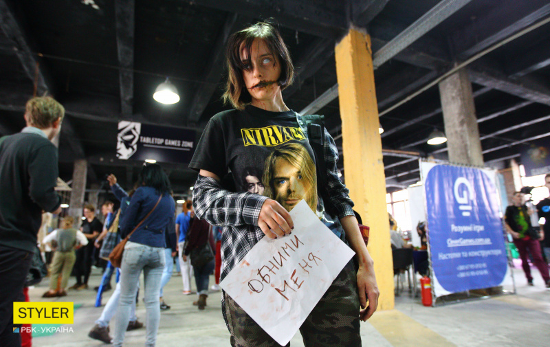 Звезда &quot;Властелина колец&quot;, яркие образы и море эмоций: как прошел фестиваль Comic Con в Киеве (фото)