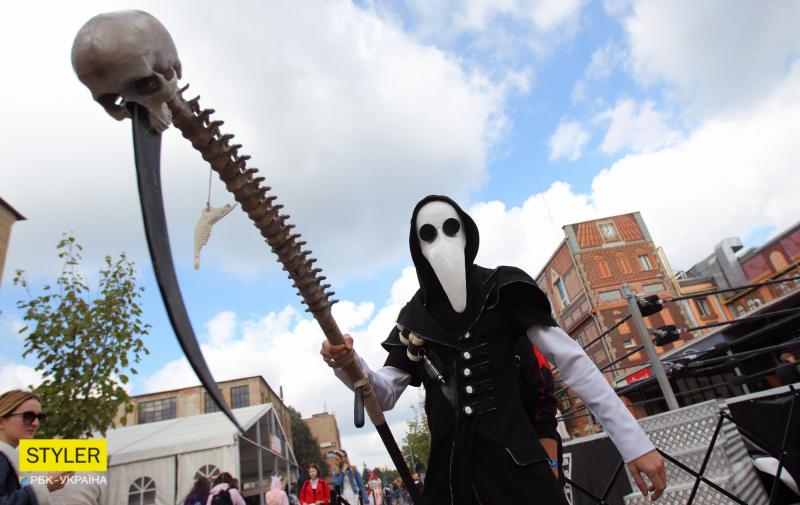 Звезда &quot;Властелина колец&quot;, яркие образы и море эмоций: как прошел фестиваль Comic Con в Киеве (фото)