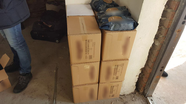 У Київській області правоохоронці вилучили фальсифікованої кави на 2 млн гривень