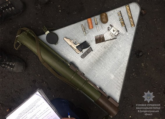 В Украине полиция за сутки открыли 30 дел по факту незаконного обращения с оружием и боеприпасами