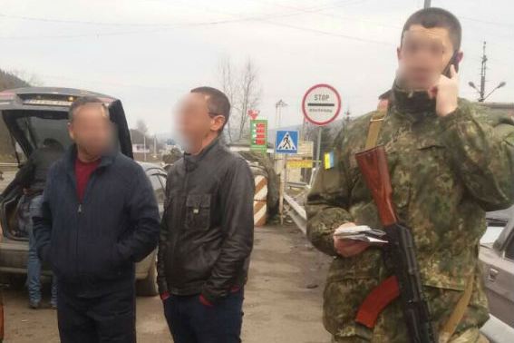 В Закарпатской области задержали четырех нелегалов