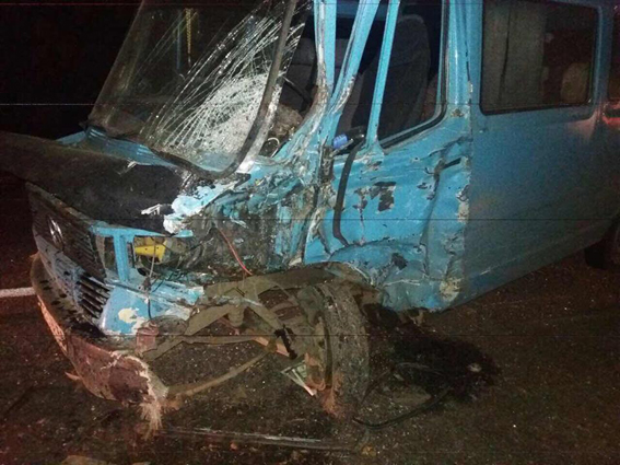 Під Миколаєвом зіткнулися три автівки, є постраждалі