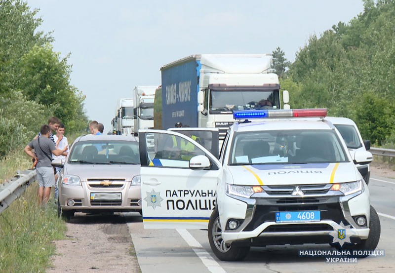 У Житомирській області перекинувся мікроавтобус, є постраждалі