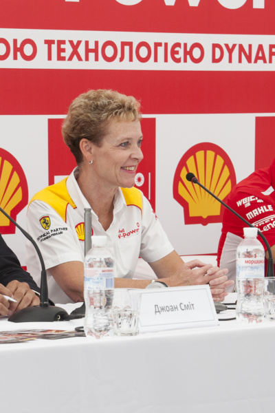 На ЗАЖИГАТЕЛЬНОМ ШОУ от Shell побывала команда Scuderia Ferrari Формулы 1