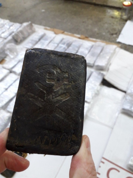 СБУ обнаружила партию наркотика из Европы на полмиллиона долларов США