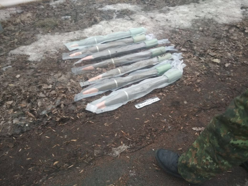 У Донецькій області виявили сховок з фугасами російського маркування