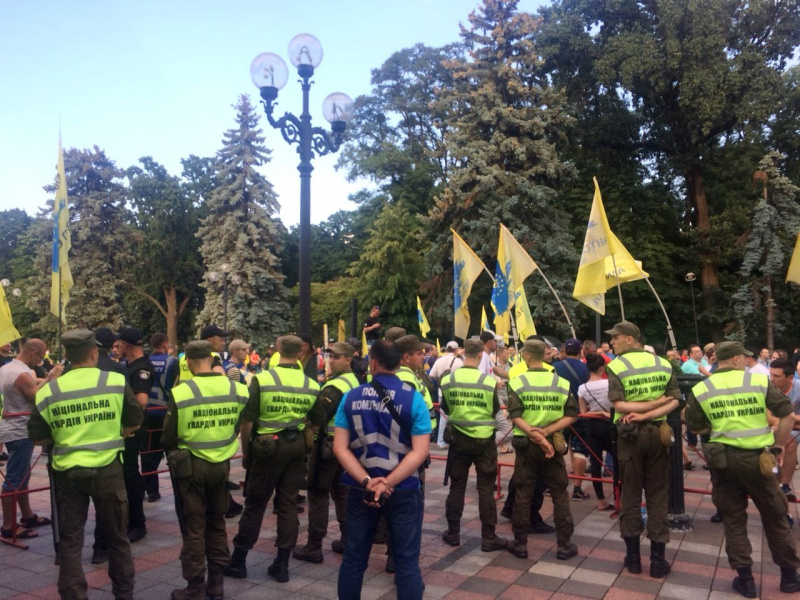 Під ВР заявили про трьох постраждалих активістів