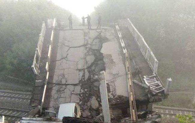 На окупованій частині Луганської області підірвали міст