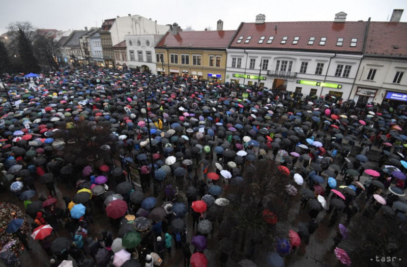 Протести у Словаччині: мітингувальники вимагають дострокових виборів