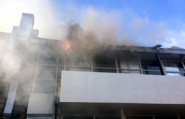 В результаті пожежі в Інженерно-педагогічній академії госпіталізований пожежний