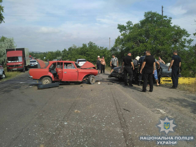 В Одесской области в результате столкновения двух авто погиб человек, еще четверо травмированы