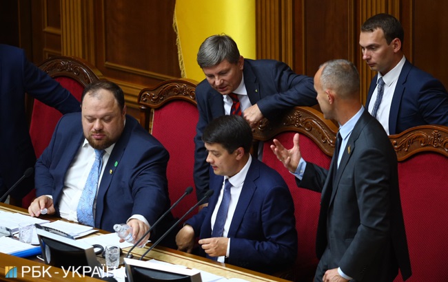 Дебют &quot;Слуги народа&quot;: как партия Зеленского начала управлять страной