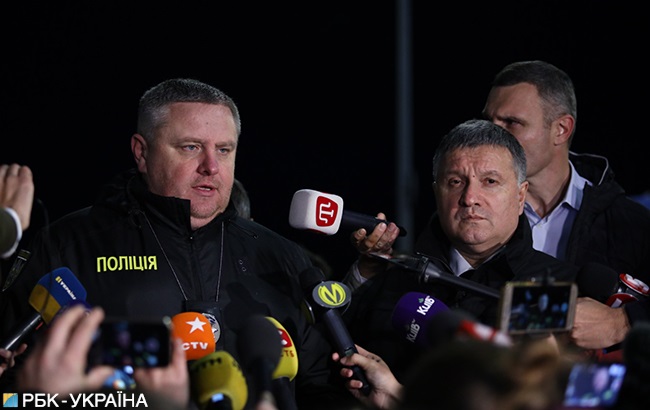 В Киеве перекрыли мост Метро из-за угрозы взрыва: подробности