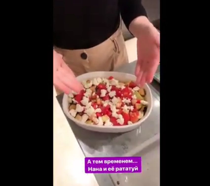 "Явно не в матір": Маша Єфросиніна показала кулінарні шедеври 15-річної доньки