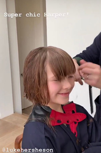 Стильна дівчинка: Вікторія Бекхем показала нову зачіску дочки
