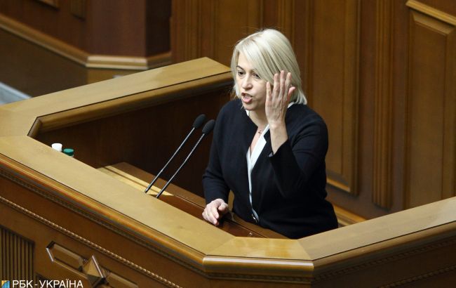 Алена Бабак