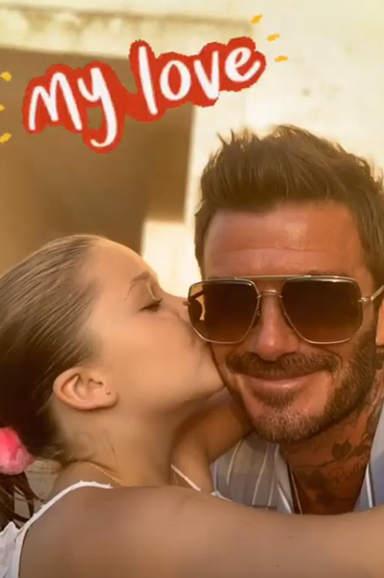 Время для семьи: Виктория Бекхэм растрогала сеть фото с 8-летней дочерью