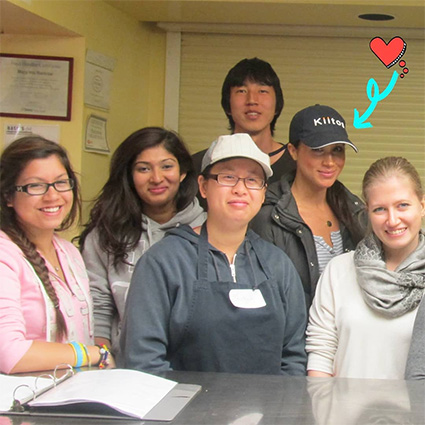 Волонтер на кухні: у мережу потрапило архівне фото Меган Маркл