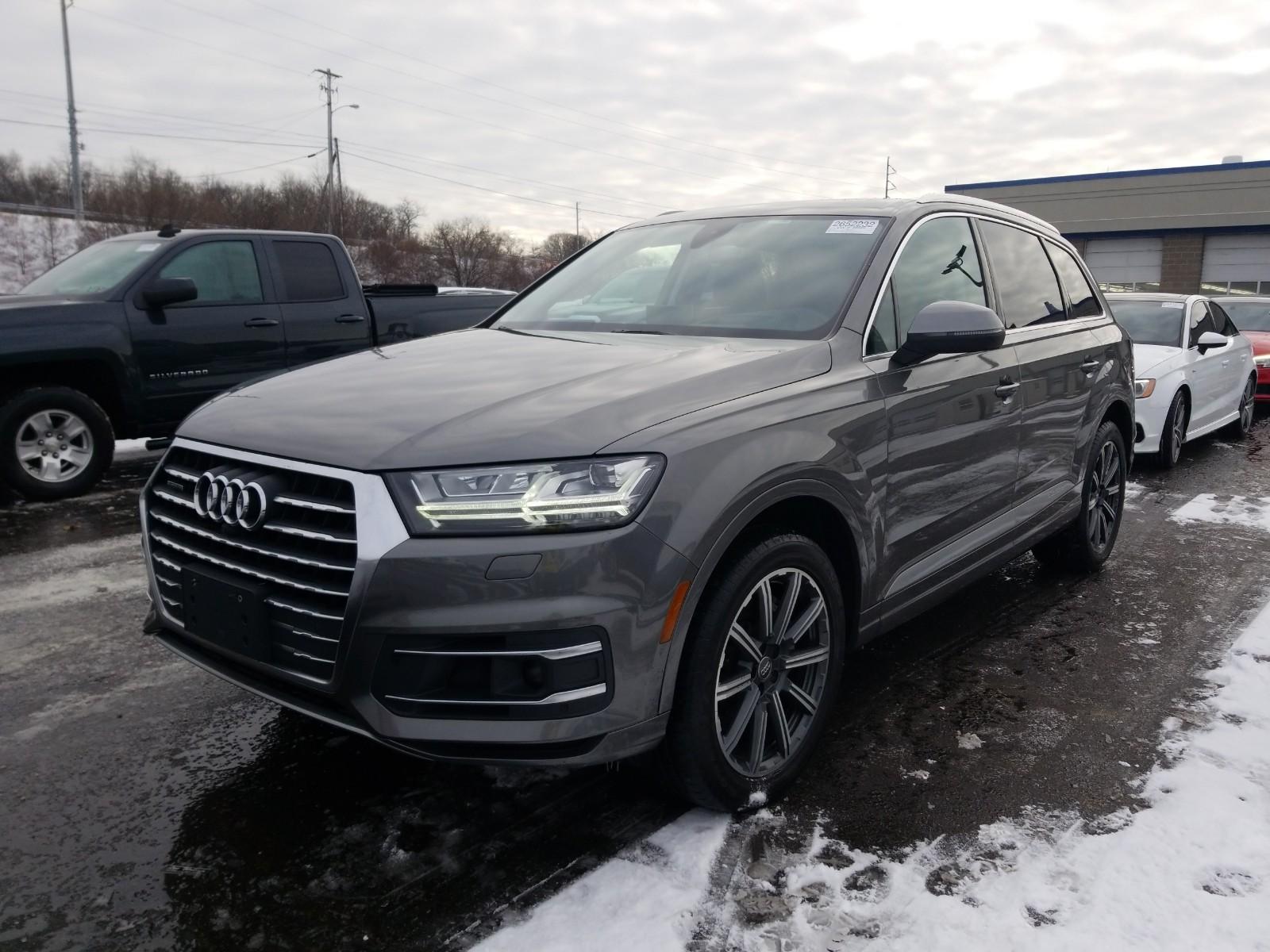 Квадроцикл та мамин "Запорожец": на чому їздять члени нового Кабміну