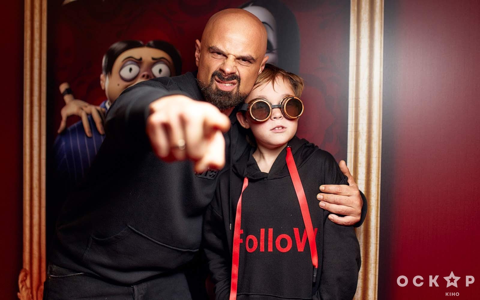 Осадча, Горбунов, Барбір та інші зірки галапрем'єри  мультфільму "Родина Адамсів""