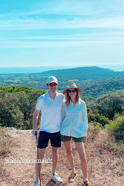 Словно молодожены: Наталья Водянова и Антуан Арно наслаждаются романтическим отдыхом в Сен-Тропе