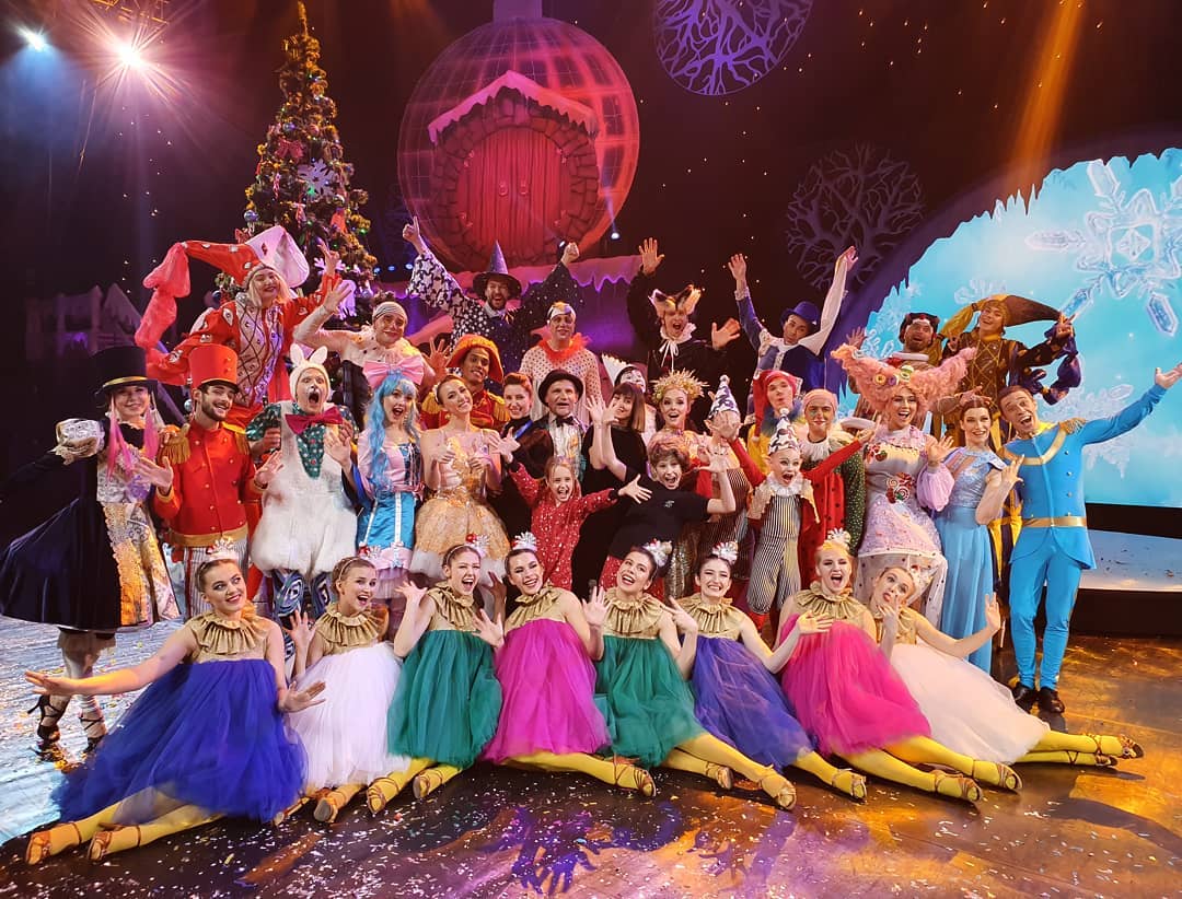 Руслана, Darwin, Ігор Кондратюк та інші зірки розповіли, як зустріли Новий рік 2020