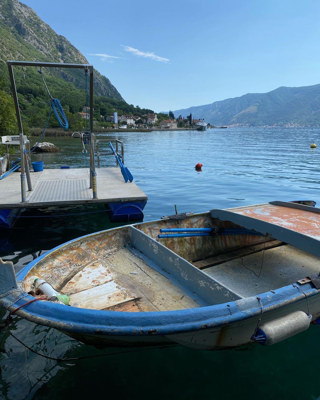 Владимир Остапчук с женой отдохнули в Черногории: яркие фото и видео