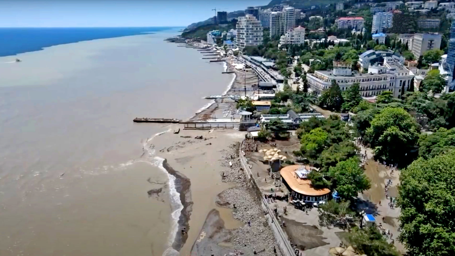 У Криму випала рекордна кількість опадів: три місячні норми за день (фото)