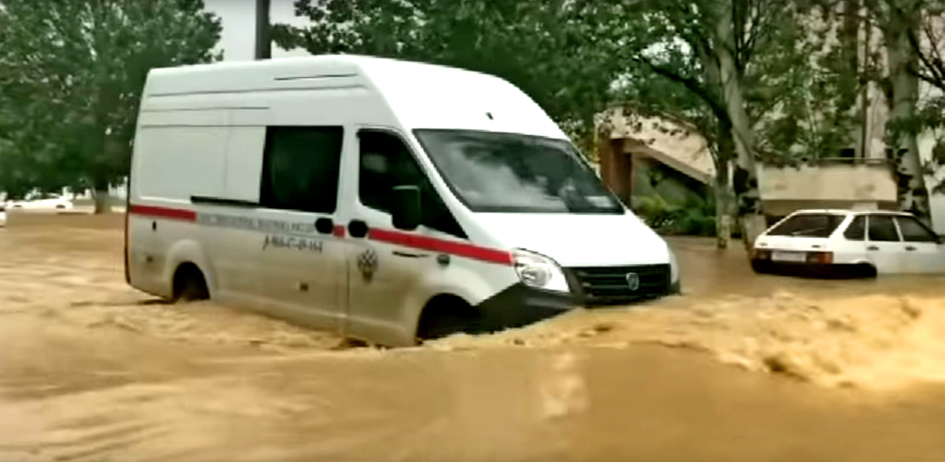 У Криму випала рекордна кількість опадів: три місячні норми за день (фото)