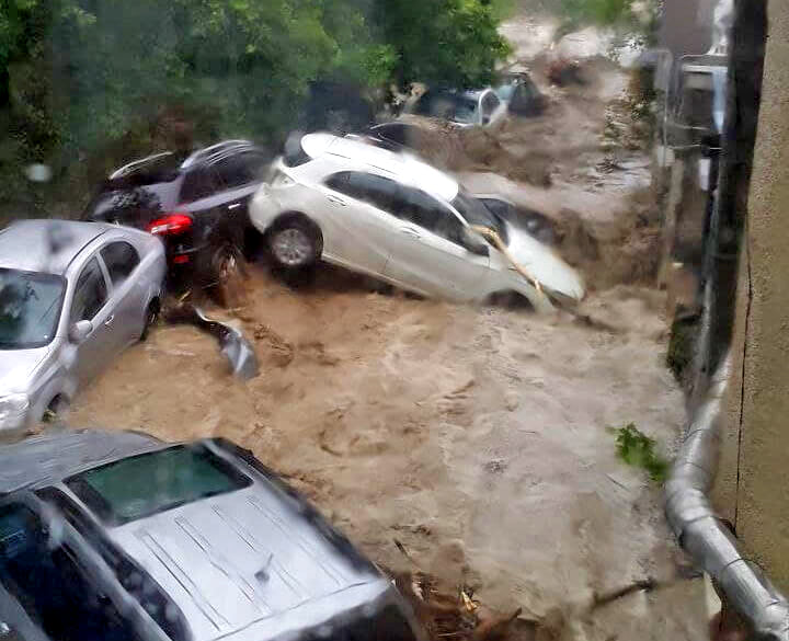 У Криму випала рекордна кількість опадів: три місячні норми за день (фото)